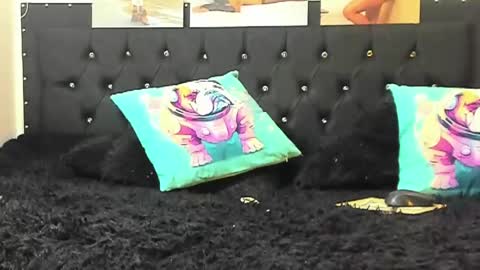 Snapshot of doll_celeste19 chatting on January 29, 2025, 9:17 pm C E L E S T E online show from January 29, 2025, 9:17 pm