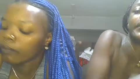 doll_deviant online show from July 10, 2026, 5:37 pm