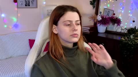 Snapshot of doll_lesli chatting on December 19, 2024, 2:35 pm Your doll Lesli online show from December 19, 2024, 2:35 pm