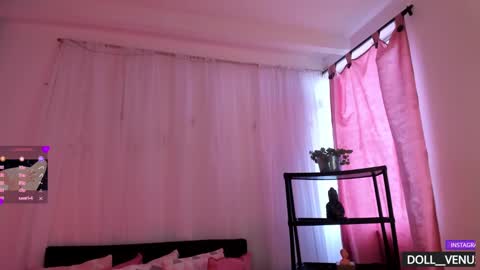 Snapshot of doll_venus chatting on January 1, 2025, 8:58 pm Roxana independent model can you help me reach 100 hands up uwu online show from January 1, 2025, 8:58 pm