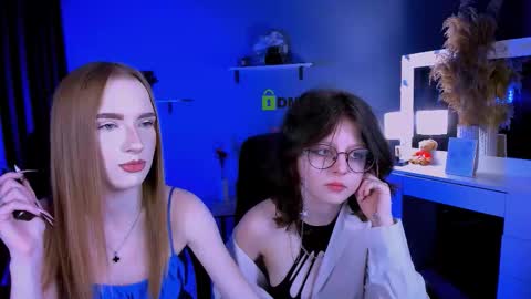 doll_vey online show from September 29, 2025, 7:51 pm