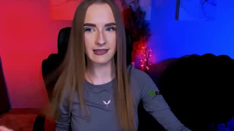 doll_vey online show from November 30, 2025, 8:02 pm