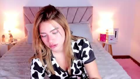 DollFaceInk online show from August 6, 2026, 9:39 pm