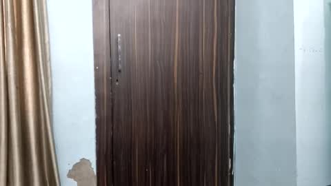 dollmeenu online show from January 18, 2026, 9:13 am