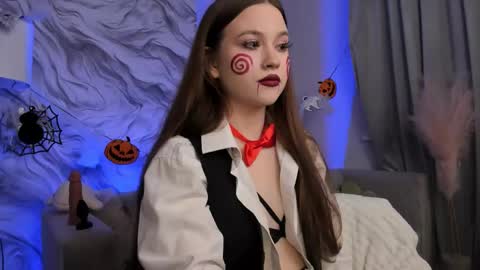 Dolly online show from October 31, 2025, 3:07 am