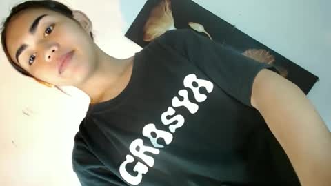 dolly_joana online show from October 5, 2025, 10:40 pm