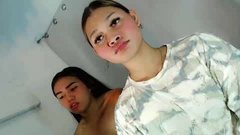 dolly_joana online show from December 2, 2025, 6:03 pm