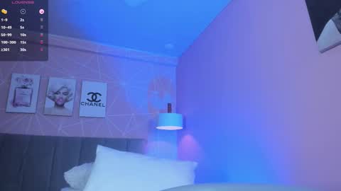 Call me Zoe  online show from September 13, 2025, 10:37 am