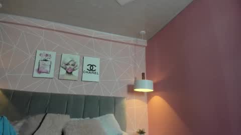 Call me Zoe  online show from September 18, 2025, 10:56 pm