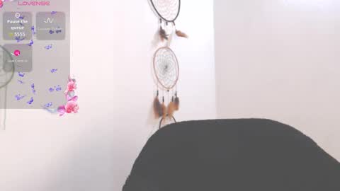 Snapshot of dollysweet666 chatting on October 19, 2025, 10:05 am dollysweet666 online show from October 19, 2025, 10:05 am