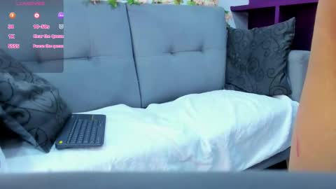 DollyWood  online show from October 3, 2025, 8:28 pm