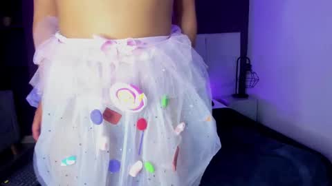 DollyWood  online show from October 9, 2025, 8:07 pm