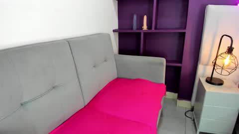 DollyWood  online show from November 9, 2025, 3:38 am