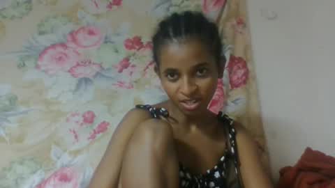 doloresslu online show from April 13, 2026, 10:54 am