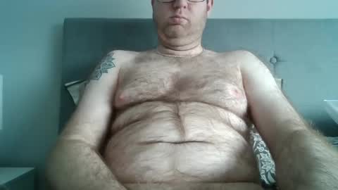 Snapshot of dom91070 chatting on September 25, 2025, 9:35 am dom91070 online show from September 25, 2025, 9:35 am