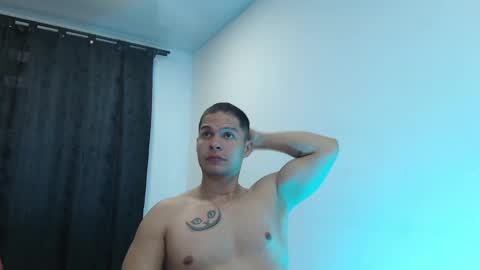 Snapshot of dom_craw chatting on February 10, 2025, 10:09 pm Domimick Crawford online show from February 10, 2025, 10:09 pm