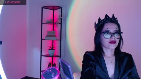 Snapshot of domgiirl chatting on September 9, 2025, 3:55 pm Mistress online show from September 9, 2025, 3:55 pm