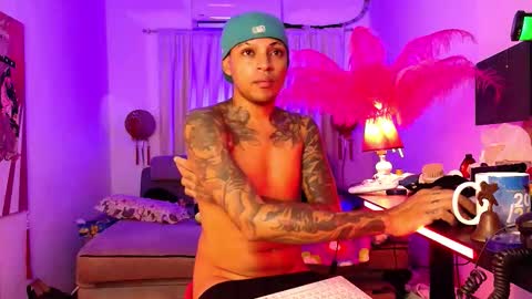 jjhoy online show from November 17, 2025, 7:58 am