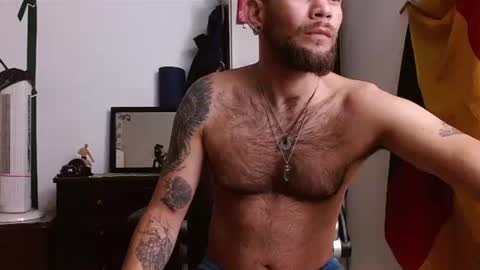 Logan - INDEPENDET MODEL online show from June 11, 2026, 11:41 am