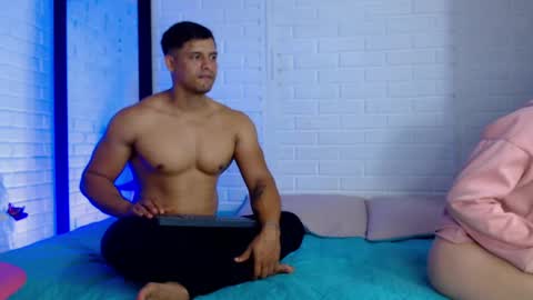 Dominc berry online show from February 25, 2025, 12:47 am