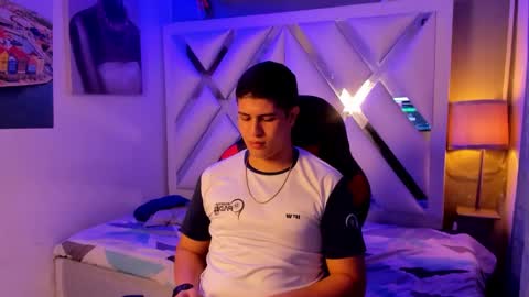 DOMI online show from February 1, 2026, 2:21 am