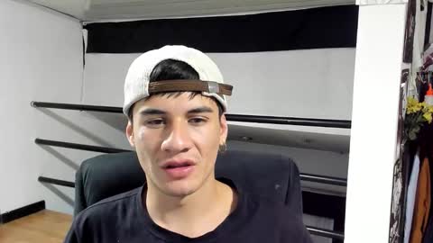 Snapshot of dominic_radccliffe chatting on October 30, 2025, 2:35 am Your real love online show from October 30, 2025, 2:35 am