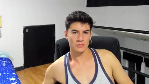 Snapshot of dominic_radccliffe chatting on December 1, 2025, 3:33 am Your real love online show from December 1, 2025, 3:33 am