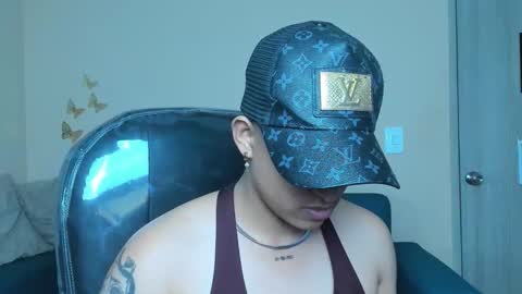 Snapshot of dominick_joness chatting on November 6, 2025, 8:15 am Dominick online show from November 6, 2025, 8:15 am