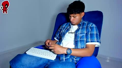  Dominic  online show from May 21, 2026, 4:08 am