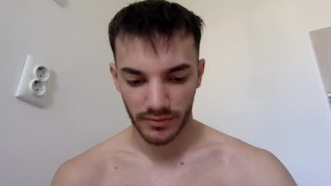 dominicvalente online show from May 23, 2026, 11:03 am