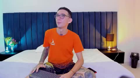 dominik_thompson777 online show from September 20, 2025, 4:13 am