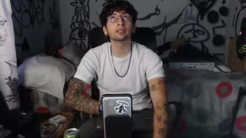 dominus_kane online show from December 17, 2025, 10:38 pm