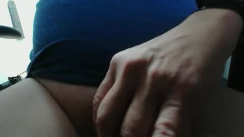 Dominique online show from September 29, 2025, 4:56 pm