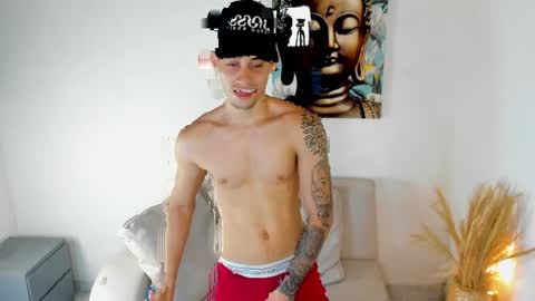 dominyck_ online show from April 2, 2026, 11:24 pm