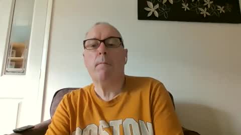 David uk online show from October 8, 2025, 2:47 pm