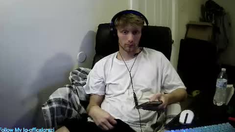 Snapshot of domohead0 chatting on August 5, 2026, 5:10 am dom online show from August 5, 2026, 5:10 am
