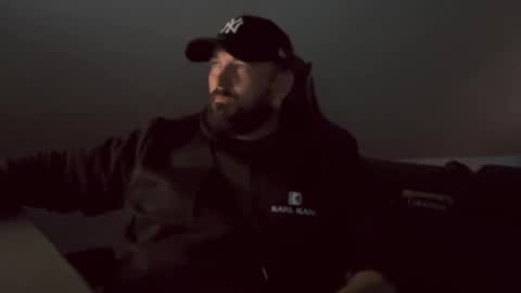 Snapshot of donchriiis chatting on November 21, 2025, 10:52 pm donchriiis online show from November 21, 2025, 10:52 pm