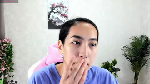 Snapshot of donnaa_drew chatting on October 20, 2025, 2:34 am Aura online show from October 20, 2025, 2:34 am