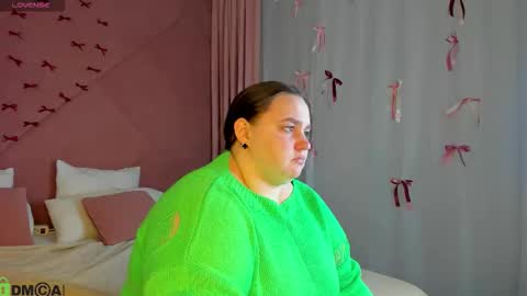 donnaa_june online show from March 2, 2026, 9:16 am