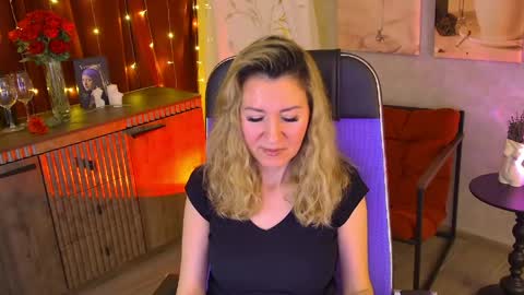 Donna online show from April 20, 2026, 6:53 pm