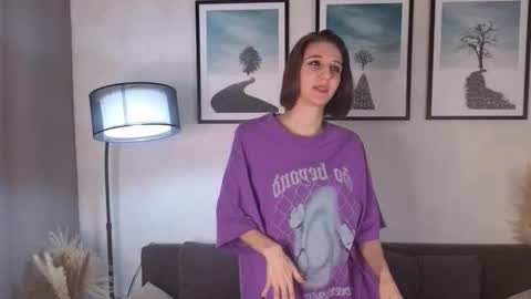 Ashley online show from January 11, 2026, 1:54 am