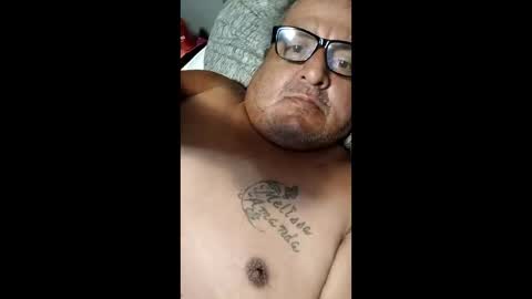 donniewolff66176493 online show from May 7, 2026, 3:06 pm