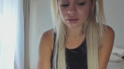 Snapshot of donnna19 chatting on February 28, 2025, 1:47 pm Donatella online show from February 28, 2025, 1:47 pm