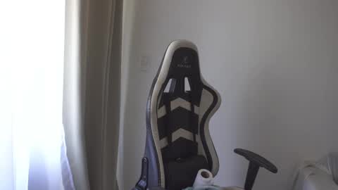 Donatella online show from September 30, 2025, 11:59 am