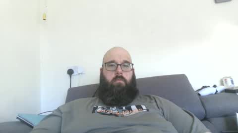 donnyboi128 online show from May 17, 2026, 6:44 am