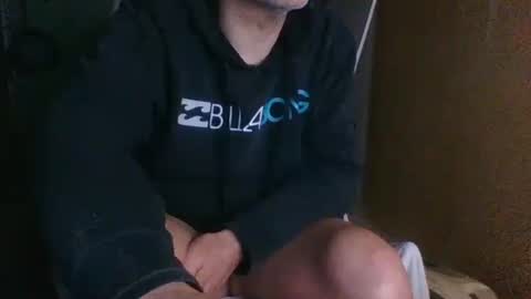 Snapshot of dontwalkonthegrass2 chatting on January 29, 2025, 11:51 am frenchfirefighter online show from January 29, 2025, 11:51 am