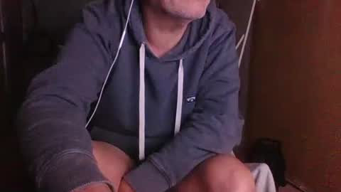 frenchfirefighter online show from March 16, 2026, 11:36 am