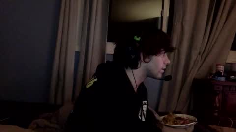 Snapshot of donutking42069 chatting on January 10, 2026, 12:23 am donutking42069 online show from January 10, 2026, 12:23 am