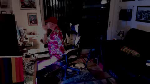 dopeleaf2 online show from July 19, 2026, 9:07 pm