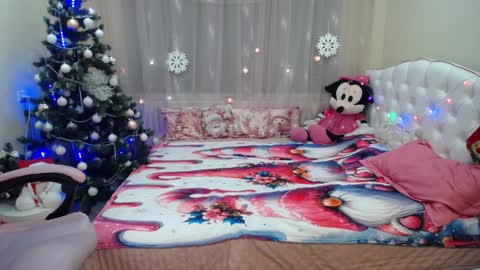 dorasuun online show from December 12, 2024, 12:12 pm